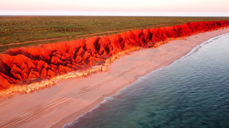 The 20 Best Places to Visit in Western Australia (According To Locals)